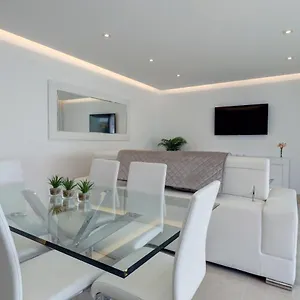 https://new-modern-3-bed-apartment-puerto-banus.es-andalucia.com